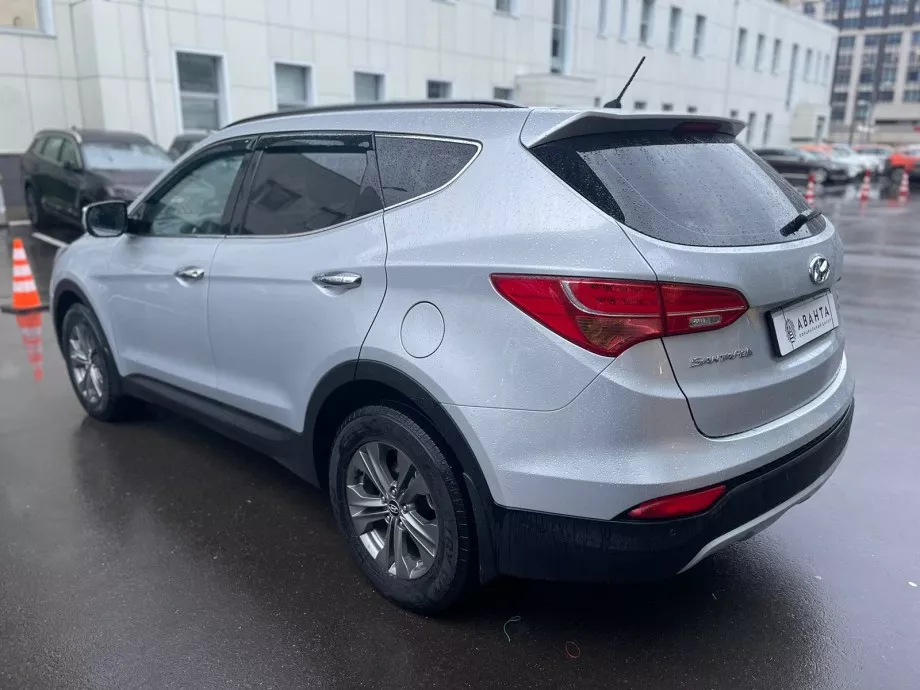 Hyundai Santa Fe 2013