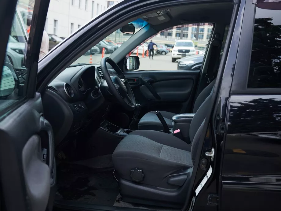 Toyota RAV4 2004