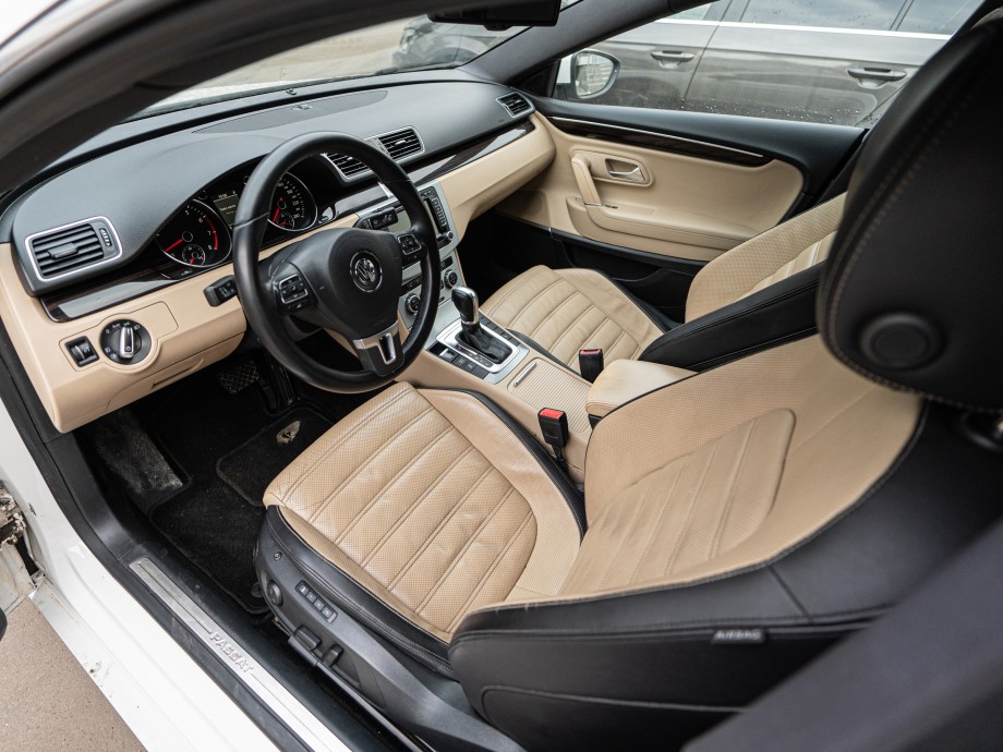 Volkswagen Passat CC 2012