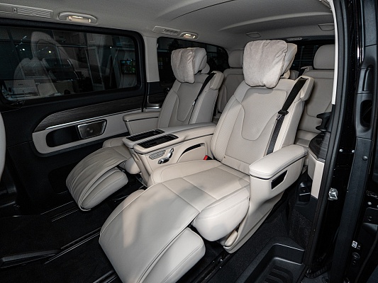 Mercedes-Benz V-class Avantgarde 2.0 AT Black