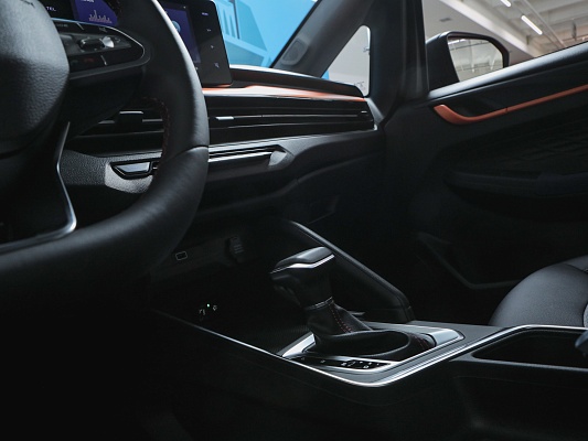 Livan X3 Pro Luxury 1.5 CVT Red