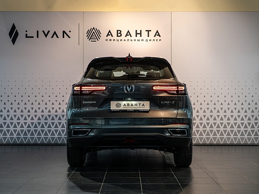 Changan UNI-S Tech 1.5 AMT Grey 1