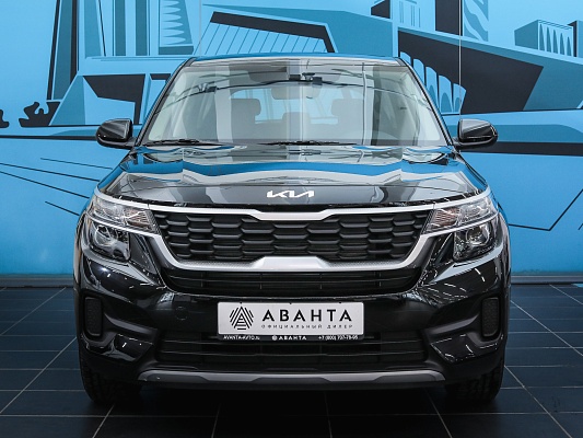 Kia seltos black