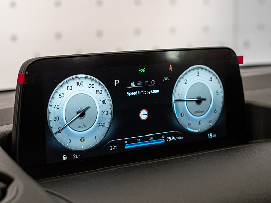 Hyundai Staria Premium 2.2d AT Black