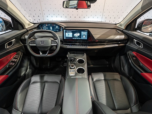 Changan UNI-S Tech 1.5 AMT Grey 1